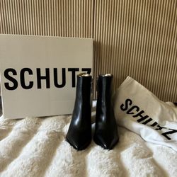 Schutz Mikki Block Booties Size 5 ***NEW***