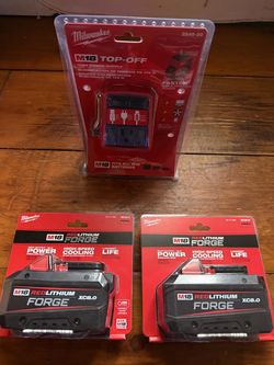 2 New Milwaukee M18 18V XC 8.0 Ah Battery Packs  & M18 Top Off 175W Power Supply Adapter