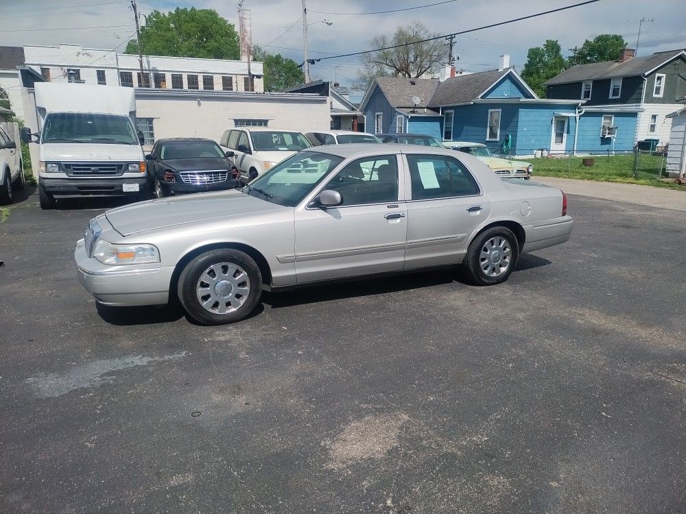 2008 Mercury Grand Marquis