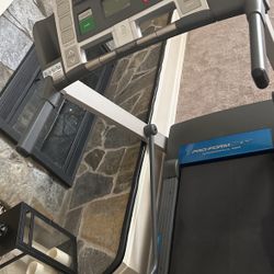 Treadmill 