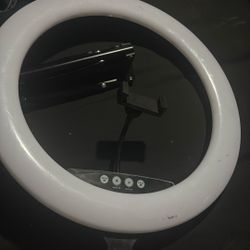  Vivirse Full Ring Light 18” With Phone Holder