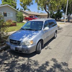 2005 KIA Sedona