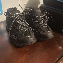 Balenciaga Tracks