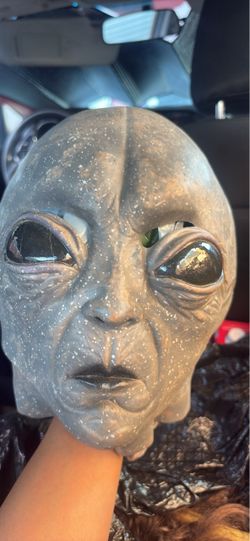 Alien mask