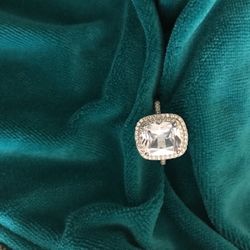 Sz 10 Ring New In Pack 