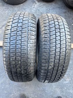 Set of 2 nice tires 265/70/15 ( We install & balance )