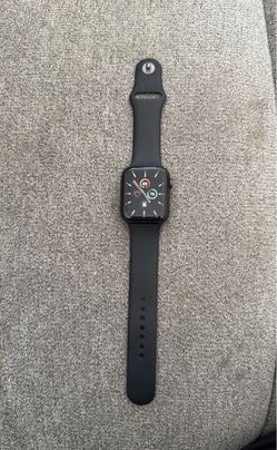 Apple Watch SE 44mm Verizon