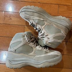 Yeezy Desert Boot Tan Size 10M VNDS