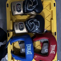 Rival Boxing Gloves And Head Gear
