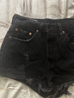 Women Levi Shorts 