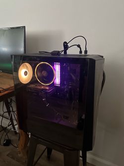 Gaming Pc with 2 monitors, keyboard, mouse, 2 speakers