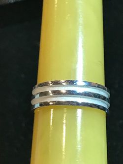 Designer Silver Ring Sz 9