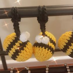Chunky Bee Keychain