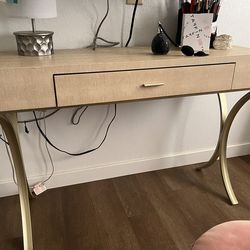 Leather Like Disc With Cord, Plug-Ins, And Drawer