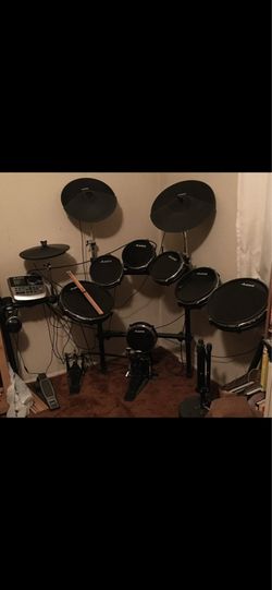 Alesis DM8 /DM10 electric drumset