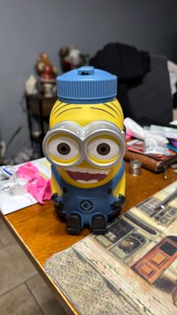 Miniun Water Bottle