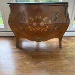 Antique French Style bombé chest