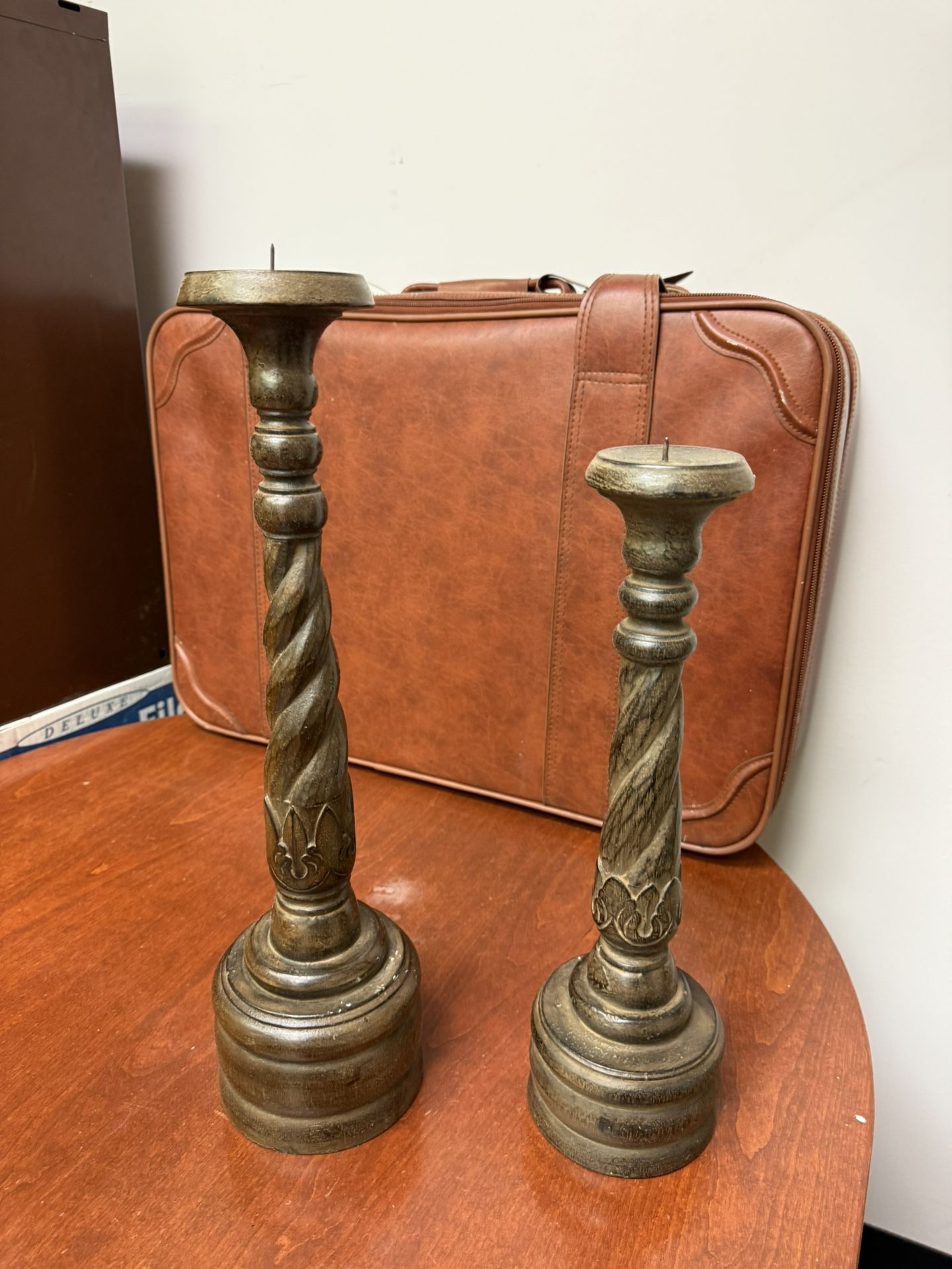 Vintage wooden twist candlestick candle holder candelabra set