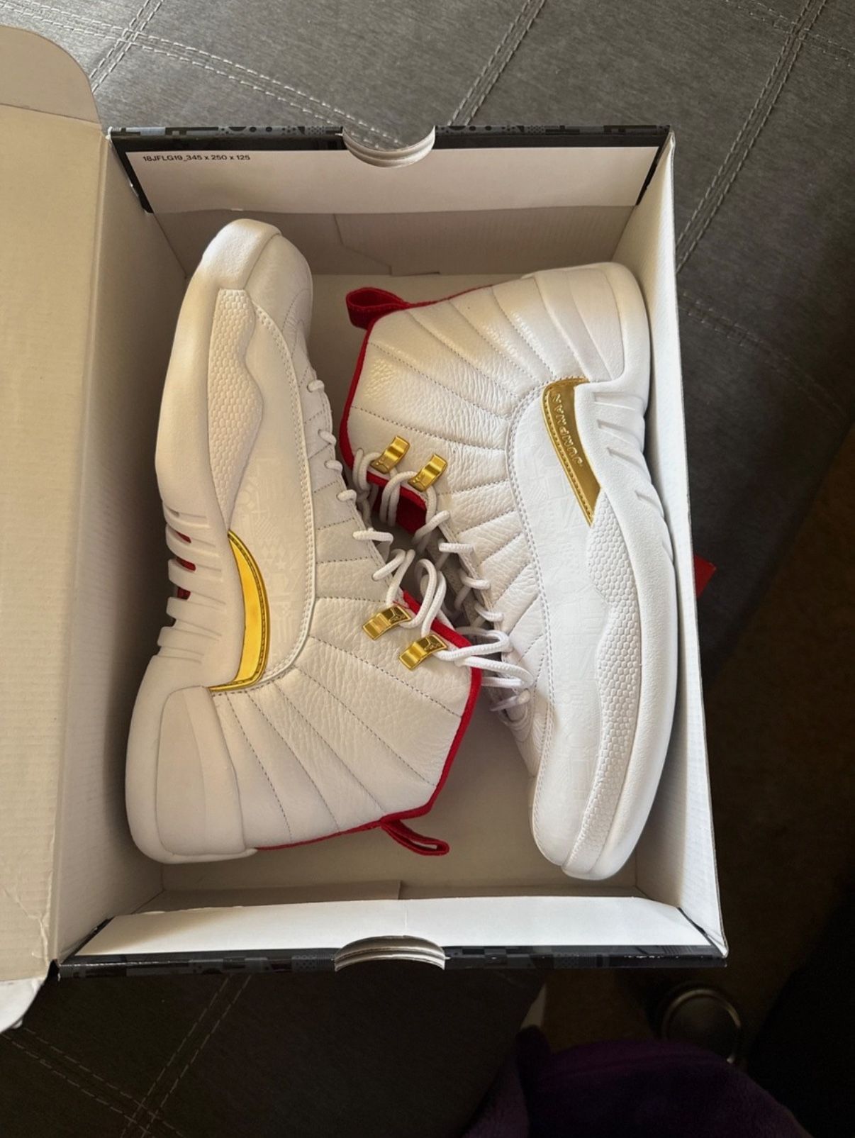 VNDS Jordan 12 fiba!!!!! Original Box