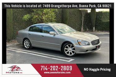 2004 INFINITI Q