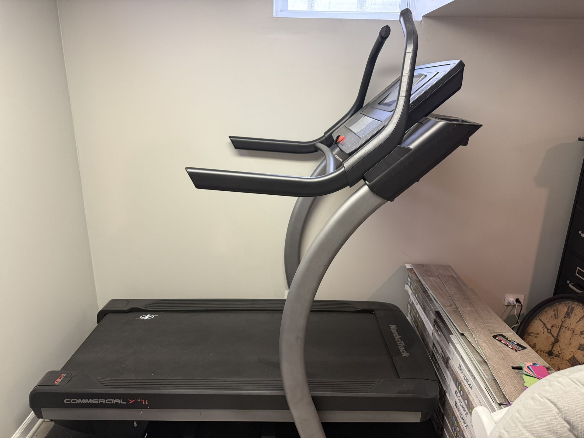 NordicTrack Commercial X11i Incline Treadmill – Great Condition