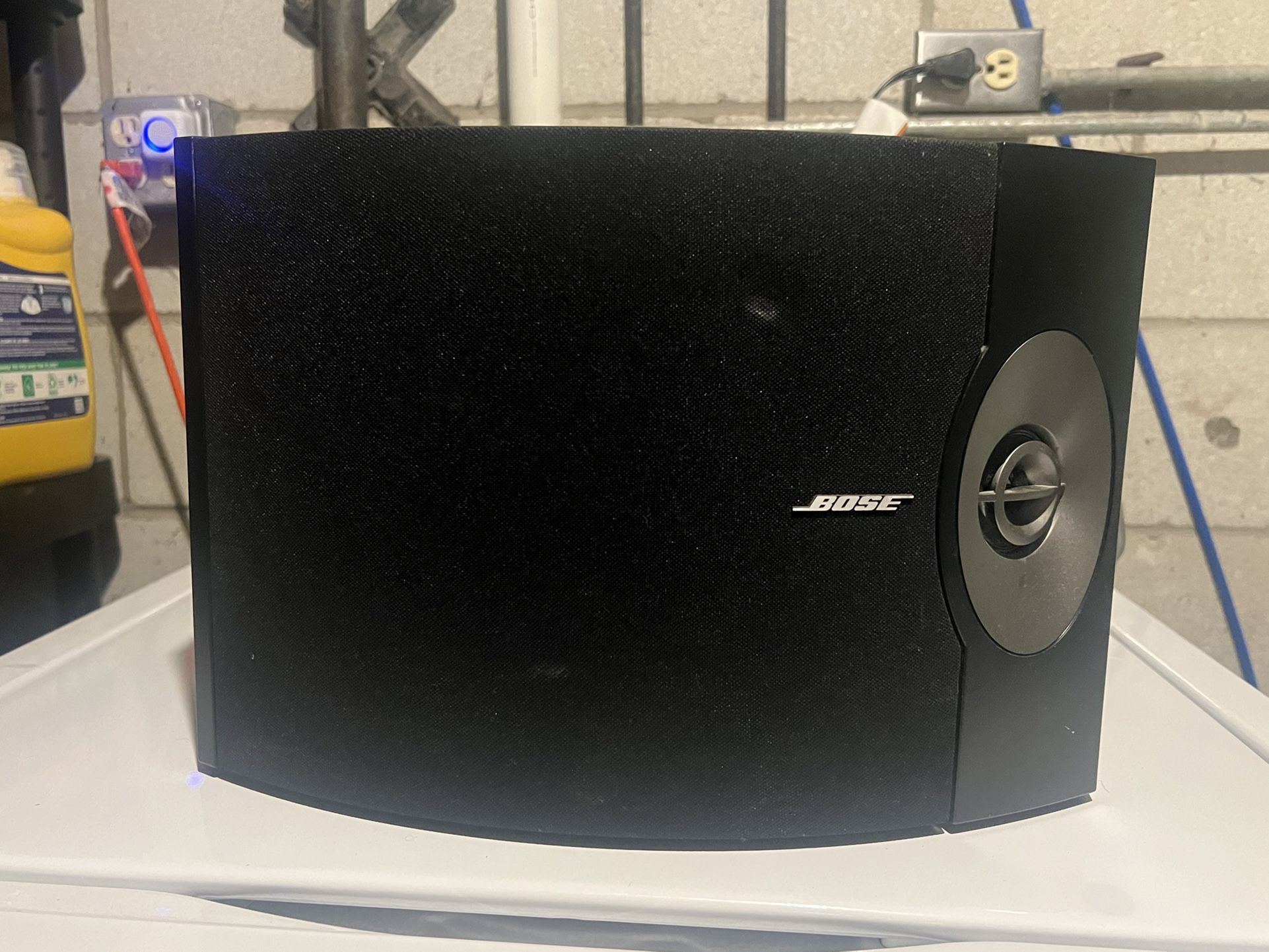 Bose 301 V And Center Channel 