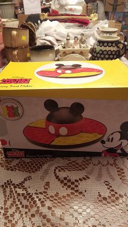 Mickey Mouse Gummy Treat Maker