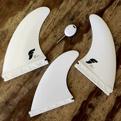 GENUINE FUTURES THERMOTECH SURFBOARD FINS $36 BRAND NEW