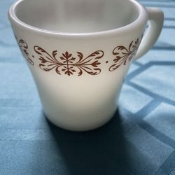 Vintage Pyrex Flat D Handle Mug Cup #709 Filigree Copper Gold Milk Glass