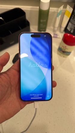 iPhone 16