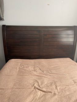 Queen bed frame, headboard w/6 drawers
