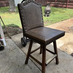Antique Makeup Chair 
