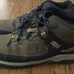 KEEN LEATHER HIKING BOOTS 