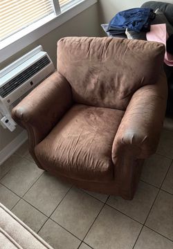 Nice chair loveseat