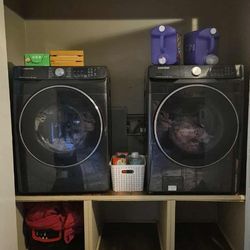SAMSUNG WASHER/ DRYER SET