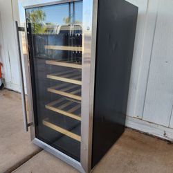 Wine Refrigerator 