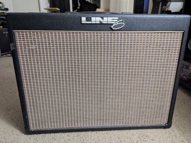 Line 6 Flextone 2 Plus 60 Watts+Cab Out