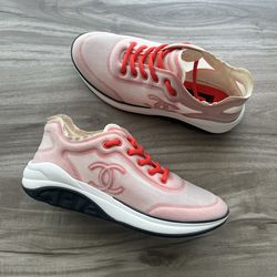 $1,350 CHANEL Mesh Interlocking CC sneaker Size 10 Women’s (EU 40.5)