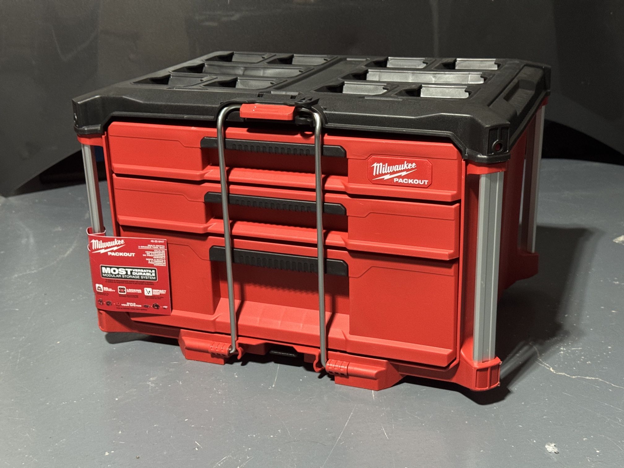 Milwaukee PACKOUT 22 in. Modular 3-Drawer Multi Drawer Tool Box Black/Red