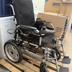 Electric Wheelchair