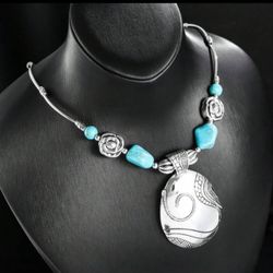 Silver And Turquoise Necklace