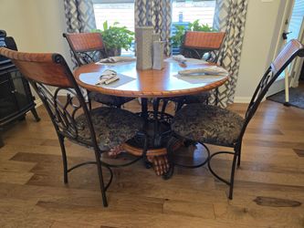 Dinette Table and 4 chairs