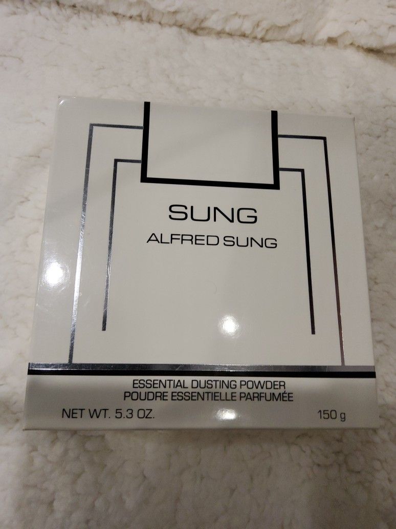 Alfred Sung Dusting Powder