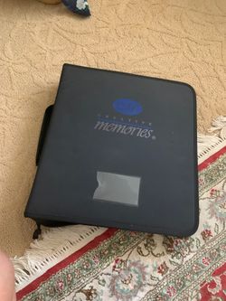 Creative memories organizer with 8 inserts