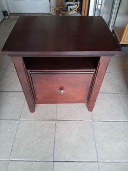 NIGHTSTAND 23 X 25. HARD WOOD.!! NICE..