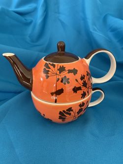 Lovely teapot and cup