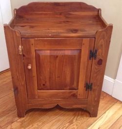 Ethan Allen Washboard Cabinet