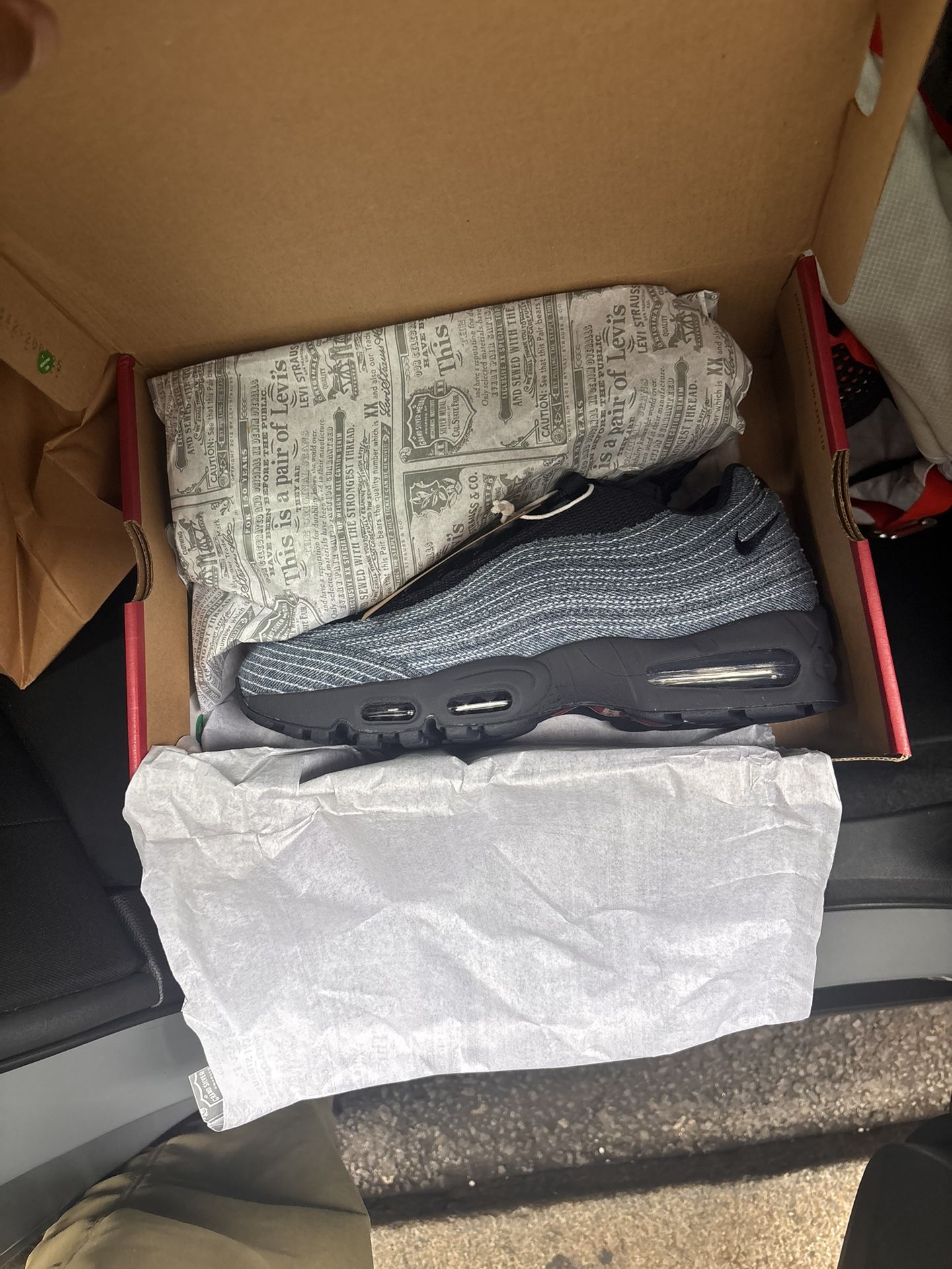 Air Max 95 X Levi’s Size 9