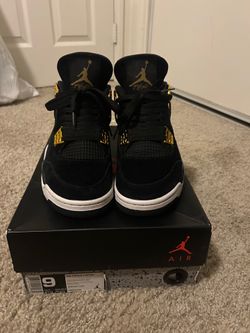 Jordan 4 “Royalty” Size 9M