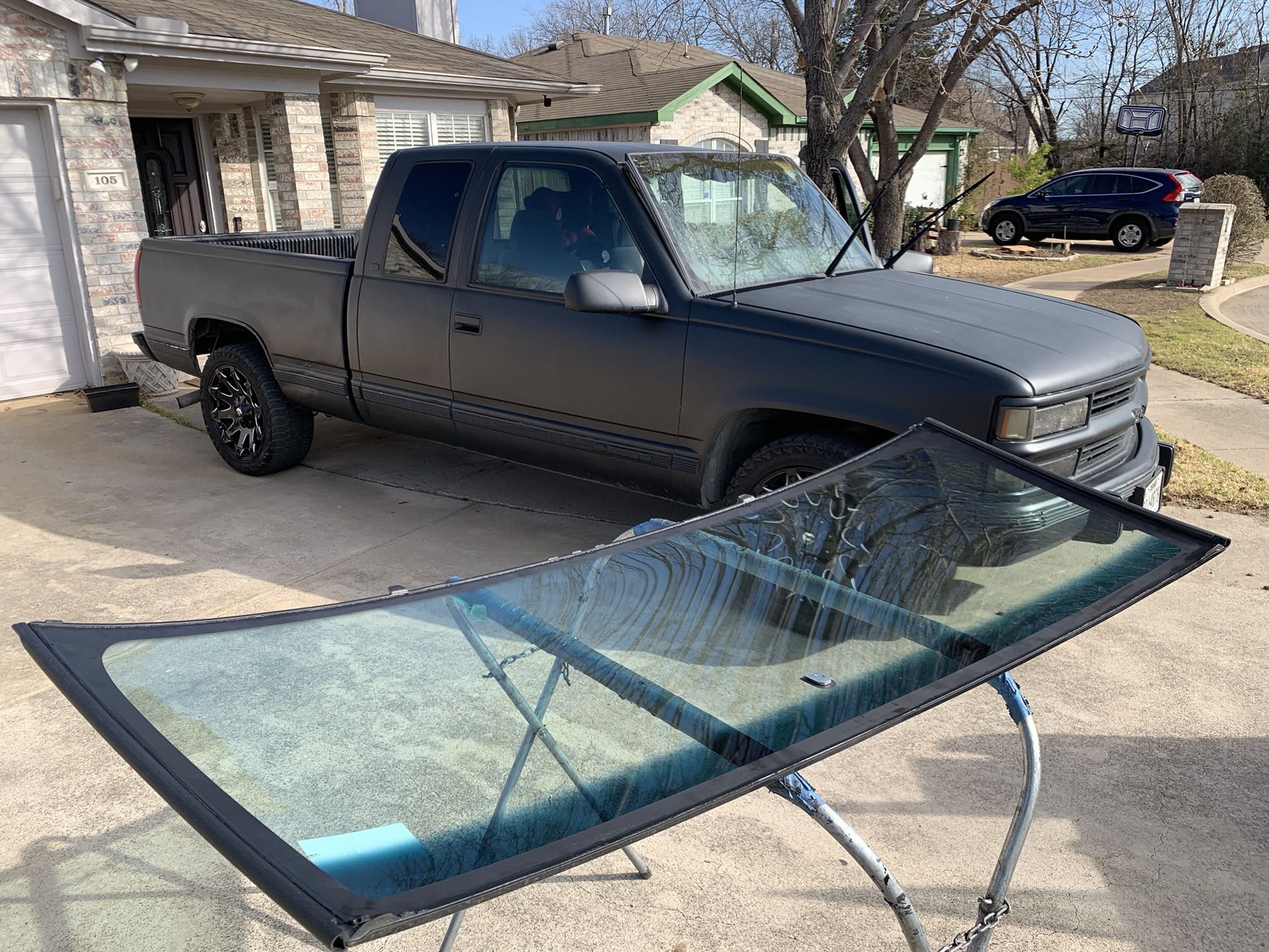 Auto glass for cars and Trucks